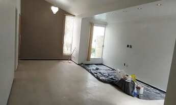 Imagem 3: ALUGO LINDA CASA EM CONDOMÍNIO DOM QUATRO QUARTOS, ACEITA ANIMAIS