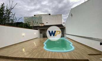 Imagem 4: Casa de 3 Dormitórios com Piscina Privativa na Praia dos Amores, Balneário Camboriú/SC