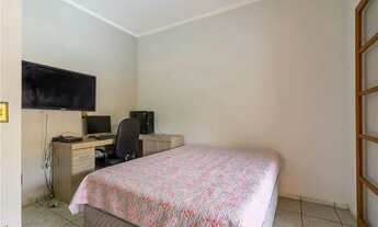 Imagem 7: Casa de bairro com Piscina, 165m², 02 quartos