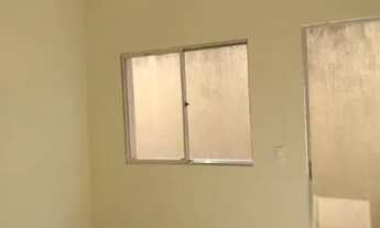 Imagem 2: Aluga-se casa de 3 comodos prox a Escola Novais