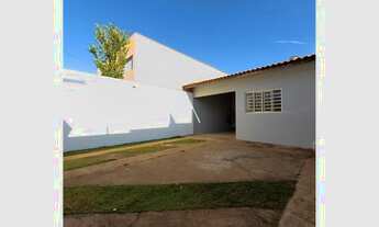 Imagem 4: Casa na Av. Emilio Pacagnella, com 2 quartos e potencial comercial, R$ 300.000,00
