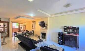 Imagem 7: Casa em Porto Alegre, no bairro Hípica, com 3 dormitório(s), e 3 banheiros, à venda