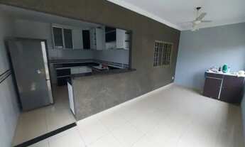 Imagem 3: Casa em capim macio A020