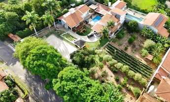 Imagem: Imponente mansão de 5 suítes e 10 banheiros