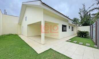 Imagem 2: Casa residencial para locação no Jardim Monte Rei em Maringá, ideal para quem valoriza con