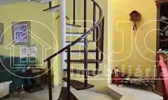 Imagem 5: Apartamento de 256 metros quadrados no bairro Tijuca com 4 quartos