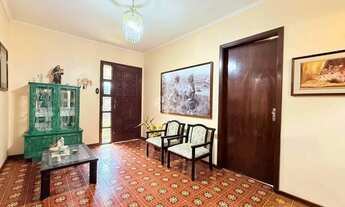 Imagem 6: Casa Térrea com 3 Dormitórios e 2 Vagas de Garagem