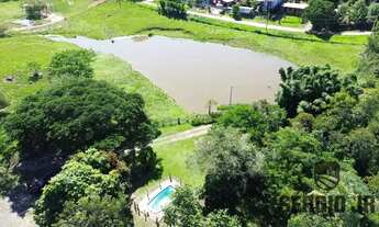 Imagem: Propriedade com 1,8ha, 2 casas, galpão