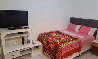 Imagem 4: Kitnet com excelente localização em Copacabana - Uma quadra da praia e perto do metrô (Pos