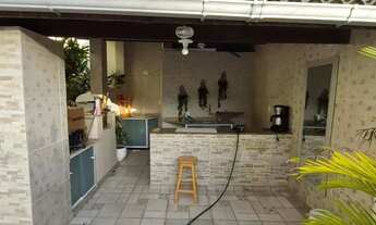 Imagem 4: Casa com Piscina, 3 Quartos (1 Suíte), Dependência, Área Gourmet, Portaria 24h, Armários