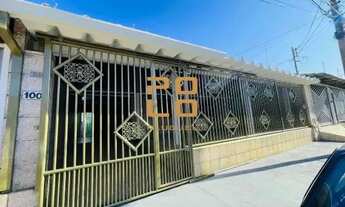 Imagem: Casa com 4 quartos para alugar no Conjunto