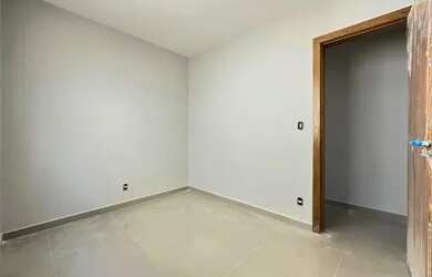 Imagem 6: Casa linear com 3 Quartos e 2 banheiros à Venda, 200 m² por R$ 649.000