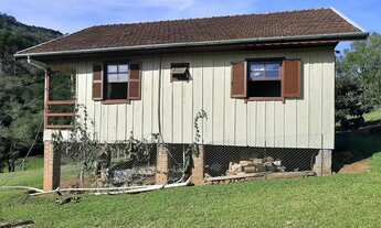 Imagem: Sítio em Estrada da Linha Nova - Linha