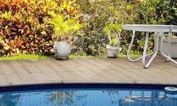 Imagem 2: Casa em Condomínio à venda com 5 quartos em Piratininga, Niterói - RJ