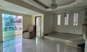 Imagem 7: Casa com Piscina, 3 Quartos (1 Suíte), Dependência, Área Gourmet, Portaria 24h, Armários