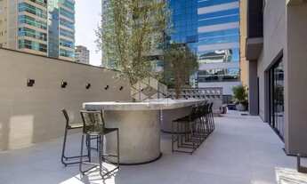 Imagem 5: Flat em andar alto com 1 vaga privativa em Itapema/SC