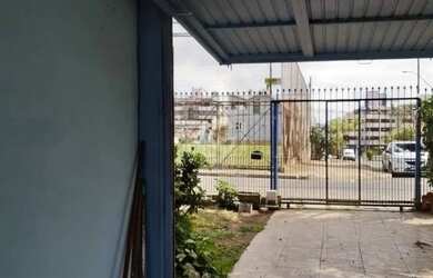 Imagem 2: Casa com 3 quartos 230m² à venda no Jardim Planalto Porto Alegre