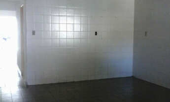 Imagem 3: Alugo, vendo e troco casa no prado, próximo a praça da faculdade