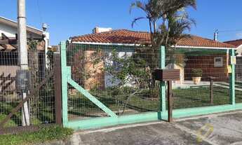 Imagem 2: Casa e Sobrado de 3 dormitórios à Venda - Xangri-lá