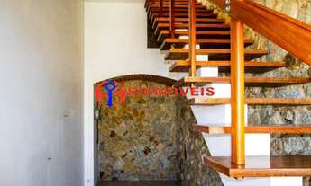 Imagem 3: Casa para venda possui 1100 metros quadrados com 5 quartos em Jardim Botânico - Rio de Jan