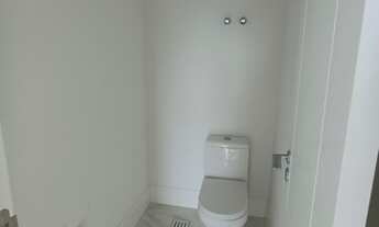 Imagem 7: Vista para o mar, a poucos metros da praia em Meia Praia - Itapema - SC