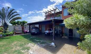 Imagem 2: Casa e Sobrado de 4 dormitórios à Venda - Xangri-lá