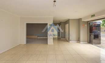 Imagem 4: Casa para venda possui 263 metros quadrados com 3 quartos em Jardim Lindóia - Porto Alegre