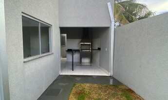 Imagem 3: Casa à venda, três quartos, sendo uma suíte, sala, cozinha, varanda com churrasqueira , B