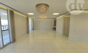 Imagem 3: Cobertura triplex de 696 metros com 5 suítes a poucos metros do Parque do Ibirapuera