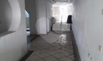 Imagem 4: Ótimo ponto comercial em avenida de grande movimento, Salão comercial com 200 metros