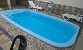 Imagem 3: Casa com piscina e 5 dormitorios