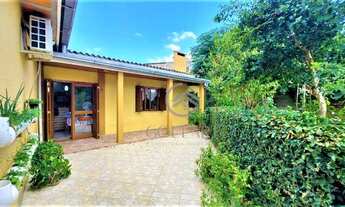 Imagem 6: Linda casa em amplo terreno no Povo Novo