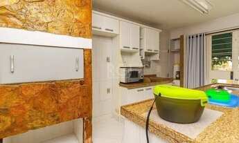 Imagem 3: Casa para Venda - 350m², 3 dormitórios, sendo 2 suites, 5 vagas - Santo Antonio