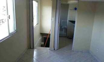 Imagem 7: Casa quatro, sala, cozinha, banheiro