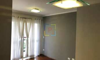 Imagem 2: Apartamento reformado, 60 m², 2 quartos (1 suíte), sacada, 1 vaga coberta