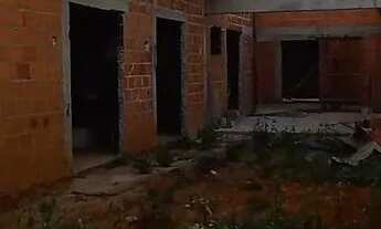 Imagem 6: Casa em construção