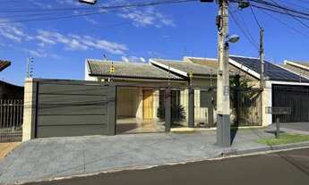 Imagem 2: Casa Residencial com 3 quartos para alugar por R$ 4300.00 à venda por R$ 1290000.00, 310.1