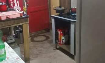 Imagem 2: Barraco Casa com 1 dormitório