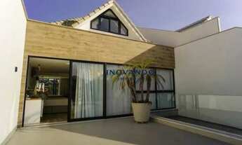 Imagem: Casa em Condomínio - Triplex / Residencial