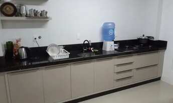 Imagem 4: Apartamento para aluguel possui 174 metros quadrados com 3 quartos em Meia Praia - Itapema