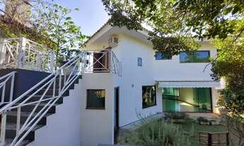 Imagem 6: Casa de condomínio para aluguel tem 360 metros quadrados com 3 quartos