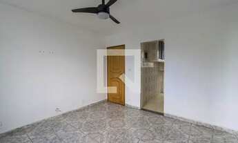 Imagem 4: Apartamento para Aluguel - Olaria, 2 Quartos, 52 m2