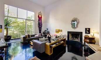 Imagem 3: Casa de 508m² associando sofisticação à conforto, em condomínio fechado no Morumbi