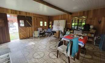 Imagem 2: Velleda oferece elegante sítio com chalé, piscina e frutíferas em condomínio fechado na Ág