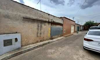 Imagem 2: Oportunidade de investimento! Lote com 3 kitnets no trecho 2 no Sol Nascente