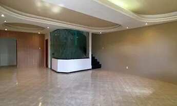 Imagem 2: Casa disponível para alugar, no bairro Aruana