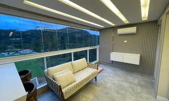 Imagem 2: BELÍSSIMO APARTAMENTO, AMPLO, ACABAMENTO FINO E OTIMA LOCALIZAÇÃO