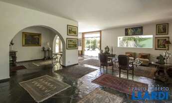 Imagem 5: CASA ASSOBRADADA - REAL PARQUE - SP