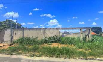 Imagem: Hidrolândia - Terreno no Parque Flamboyant