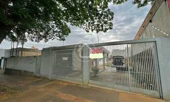 Imagem: IMÓVEL EXCELENTE PARA PONTO COMERCIAL